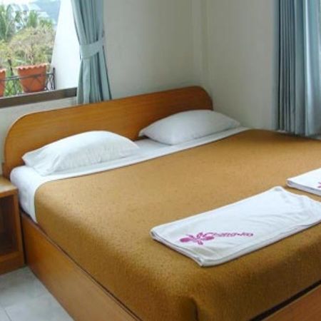 Chongko Guesthouse Patong Kültér fotó